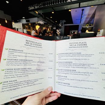 La Cave - Wine Bars Near Me - Pasadena, California