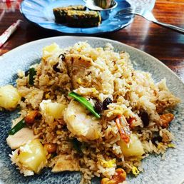 Pineapple fried rice