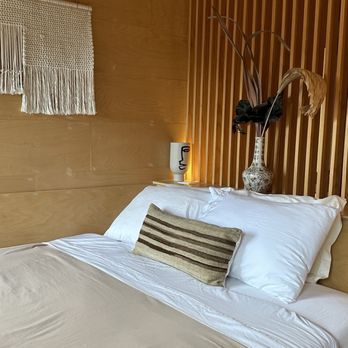 Dreamers By DW - Stargazer Room. - Bed & Breakfast Near Me - Wilmington, North Carolina Dreamers By DW - Stargazer Room. - Bed & Breakfast Near Me - Wilmington, North Carolina