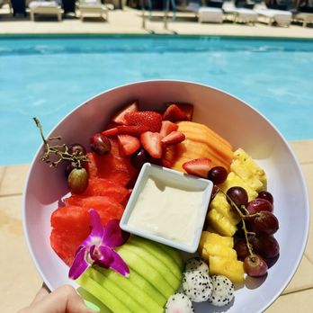 The Phoenician Spa - Fruit bowl - Day Spas Near Me - Scottsdale, Arizona The Phoenician Spa - Fruit bowl - Day Spas Near Me - Scottsdale, Arizona