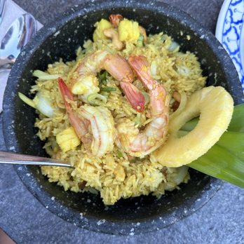 Pineapple Thai - Pineapple Fried Rice - Thai Near Me - Cupertino, California Pineapple Thai - Pineapple Fried Rice - Thai Near Me - Cupertino, California