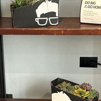 Gregorys Coffee - Coffee & Tea Near Me - New York, New York
