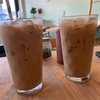 Café Kaila - Vanilla and Caramel iced latte - Breakfast & Brunch Near Me - Honolulu, Hawaii Café Kaila - Vanilla and Caramel iced latte - Breakfast & Brunch Near Me - Honolulu, Hawaii