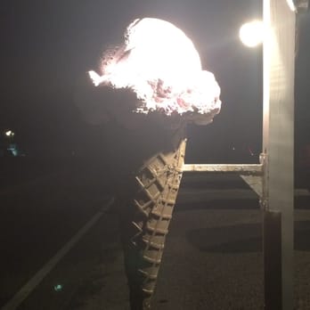 Schoolhouse Ice Cream - other sign on the road - Ice Cream & Frozen Yogurt Near Me - Harwich Port, Massachusetts