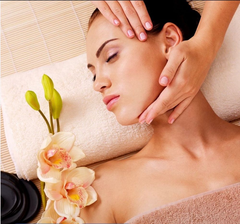 Crystal Relaxing Spa Logo