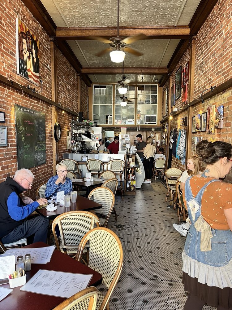 Le Cornucopia Cafe