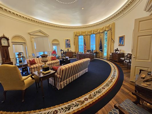 William J. Clinton Library and Museum by null