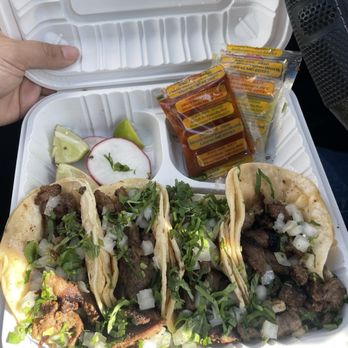 Taqueria Los Perez Laurel - Taco de Carne Asada. The red sauce it's the best , you may want to order extra red sauce..;) - Mexican Near Me - Laurel, Maryland Taqueria Los Perez Laurel - Taco de Carne Asada. The red sauce it's the best , you may want to order extra red sauce..;) - Mexican Near Me - Laurel, Maryland