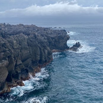 Kapalua Coastal Trail - Hiking Near Me - Lahaina, Hawaii