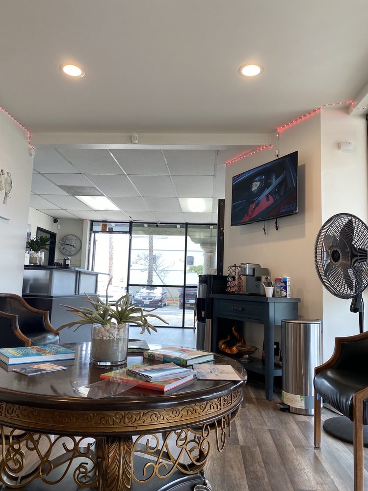 ANGEL’S AUTOGLASS & TINT Updated October 2024 252 Photos & 88