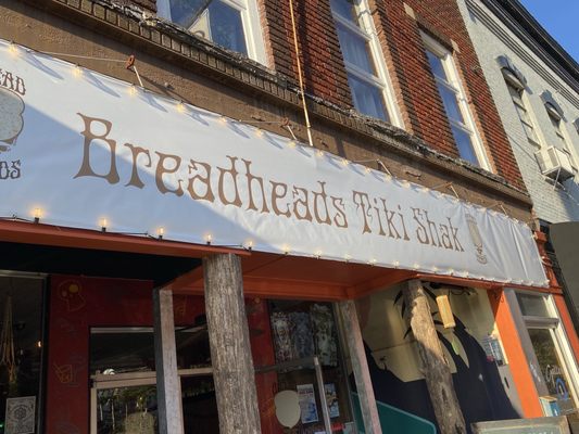 Breadheads Tiki Shak by null