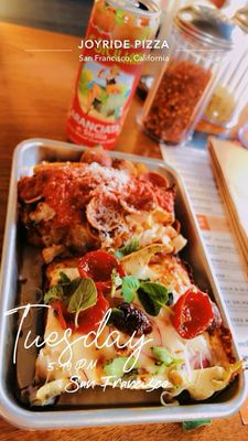 Joyride Pizza, Pier 1 by null