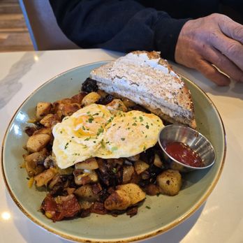 First Watch - Skillet - Cafes Near Me - Lenexa, Kansas