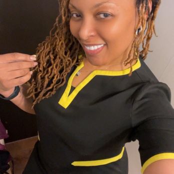 Kayra Imports - I loss weight so I needed my airline dress taken in some. - Fabric Stores Near Me - Chicago, Illinois
