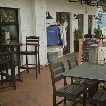 casualbird - Outdoor seating - Cafes Near Me - DAYT BCH SH, Florida casualbird - Outdoor seating - Cafes Near Me - DAYT BCH SH, Florida