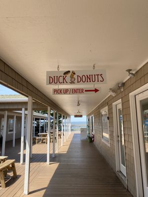 Duck Donuts by null