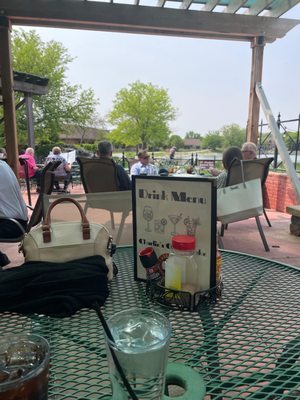 Charlie's on the Lake by null