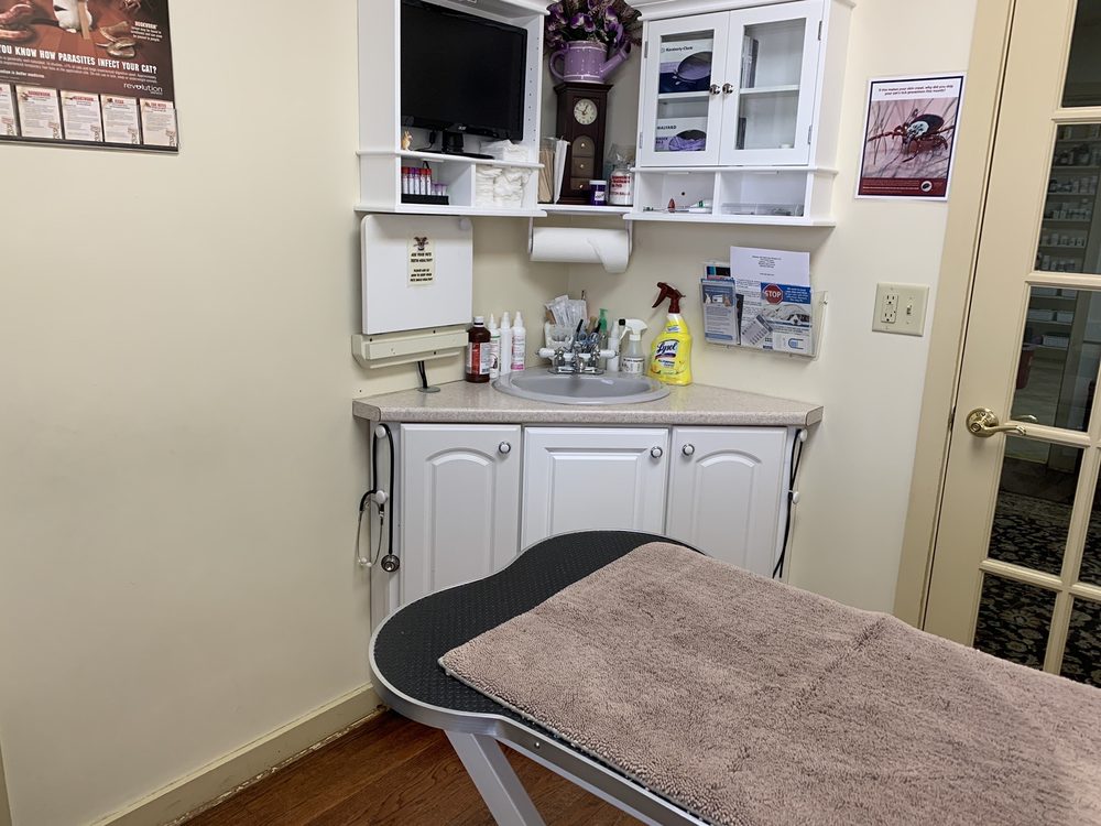 MEADOW HILL VETERINARY SHOPPE 11 Reviews 159 Exeter Rd, Lebanon
