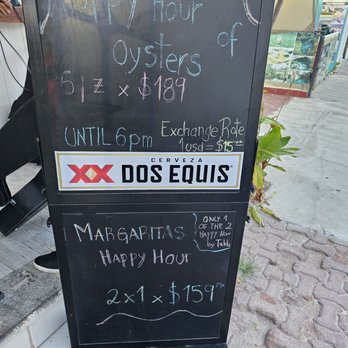 Ictio - Missed the oyster happy hour - Seafood Near Me - Playa del Carmen, ROO