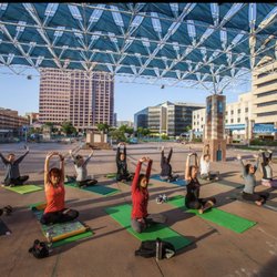 Mi Vida Yoga - Yoga at Civic Plaza in Albuquerque. Yoga on the town.