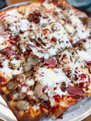 Pizza Greco by null