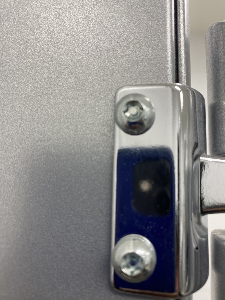 Slide of Handyman services by Abel Cruz