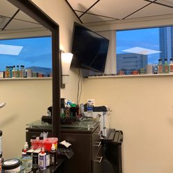 The Men's Room Barbershop Miami