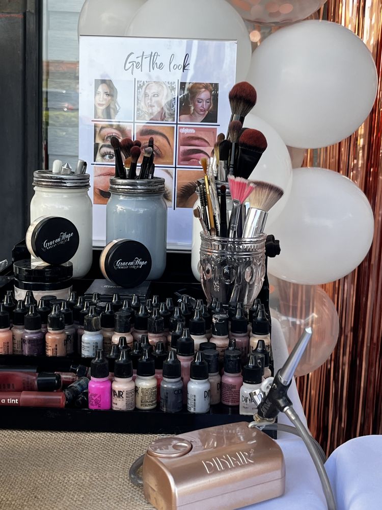 Gracen Hope Makeup Studios Logo