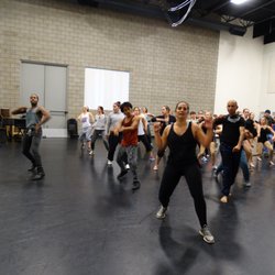 Hip Hop (Mondays, 7:20-8:50 pm)