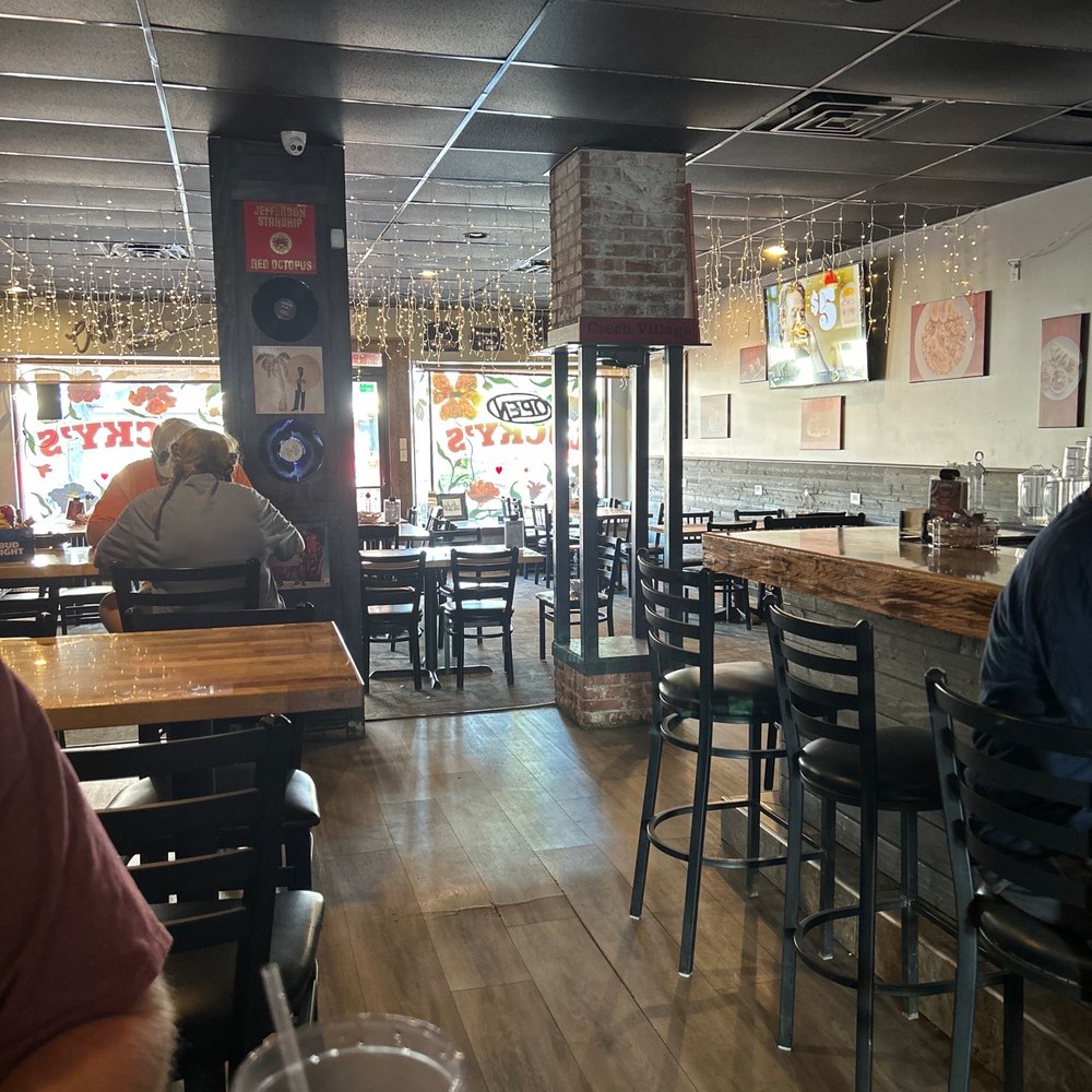 Lucky's on 16th - Inside dining - American Near Me - Cedar Rapids, Iowa Lucky's on 16th - Inside dining - American Near Me - Cedar Rapids, Iowa