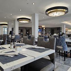 Uptown Lounge Craft Kitchen and Cocktails - Dining room view
