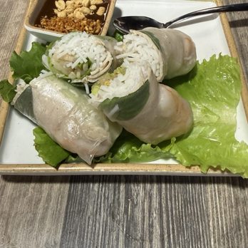 Pho Bar Vietnamese Kitchen - Spring rolls - Vietnamese Near Me - Davie, Florida Pho Bar Vietnamese Kitchen - Spring rolls - Vietnamese Near Me - Davie, Florida