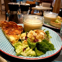 Dust Café