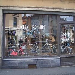 Cycles Fonlupt - La vitrine du magasin !