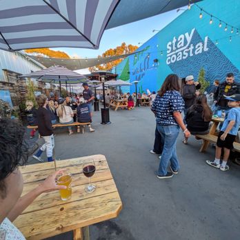 Coronado Brewing - Outside patio - Brewpubs Near Me - San Diego, California Coronado Brewing - Outside patio - Brewpubs Near Me - San Diego, California