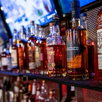 Havana Underground Speakeasy & Cigar Lounge