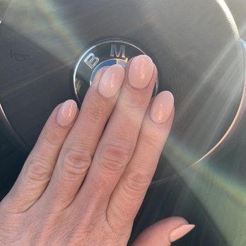 Luxe Nail Bar - Nail Salons Near Me - Lafayette, Colorado