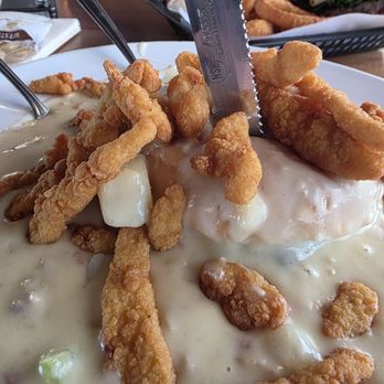 The Chowder Barge - Seafood Near Me - Wilmington, California