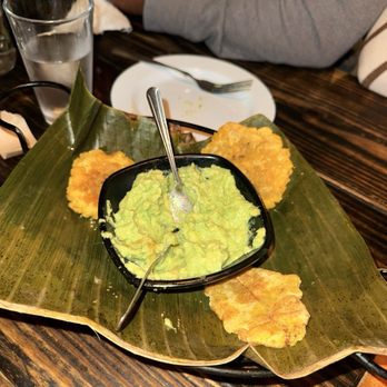 Salento Colombian Steakhouse - Tostones and Guacamole - Colombian Near Me - Jacksonville, Florida