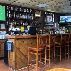 Brau Haus - Bar area
