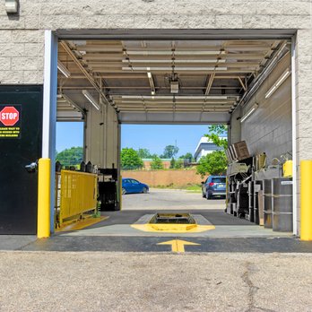 Performance Plus Quick Oil Change - Oil Change Stations Near Me - Comstock Park, Michigan