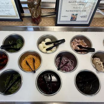 Pecan St. Station Deli & Grill - Salad bar. - Delis Near Me - Pflugerville, Texas