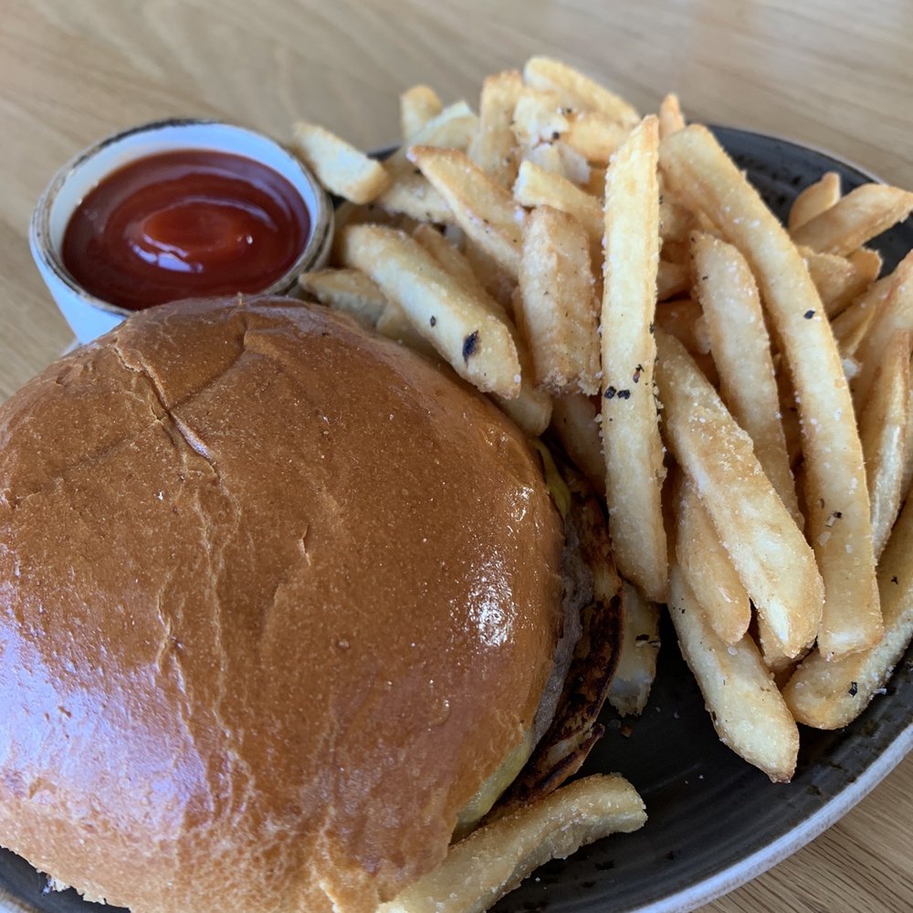 Packers Kitchen + Bar - Kids burger - Seafood Near Me - Blaine, Washington Packers Kitchen + Bar - Kids burger - Seafood Near Me - Blaine, Washington