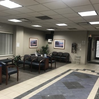 Warren Urgent Care - Warren Urgent Care Lobby - Urgent Care Near Me - Warren, Michigan Warren Urgent Care - Warren Urgent Care Lobby - Urgent Care Near Me - Warren, Michigan