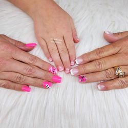 H & L Nails Lounge - Family nails