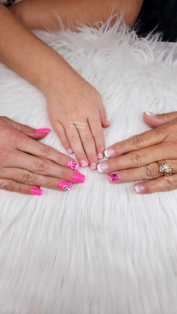 H & L Nails Lounge Logo