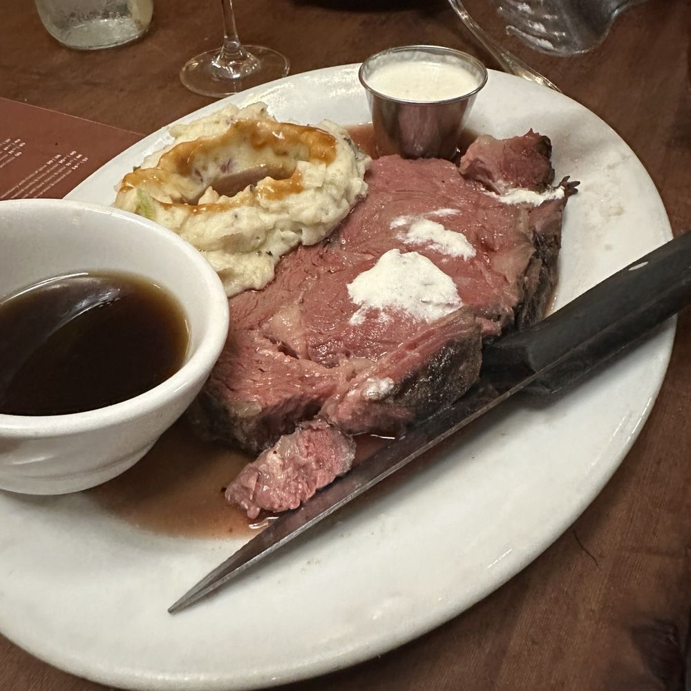 Tahoe Joe's - Prime Rib - Steakhouses Near Me - Fresno, California Tahoe Joe's - Prime Rib - Steakhouses Near Me - Fresno, California