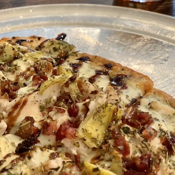 Devine Wine Bar - Chicken Pesto Flatbread - Wine Bars Near Me - Spring Branch, Texas