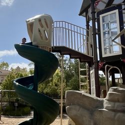 Vail Ranch Park - Fun slide