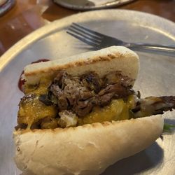 LG's Pizzeria And Pub